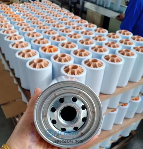 High Efficiency Excavator Engine Parts P555001 Fuel Filter Fs1015 Fuel Water Separator Fs1242filter - 图片 6